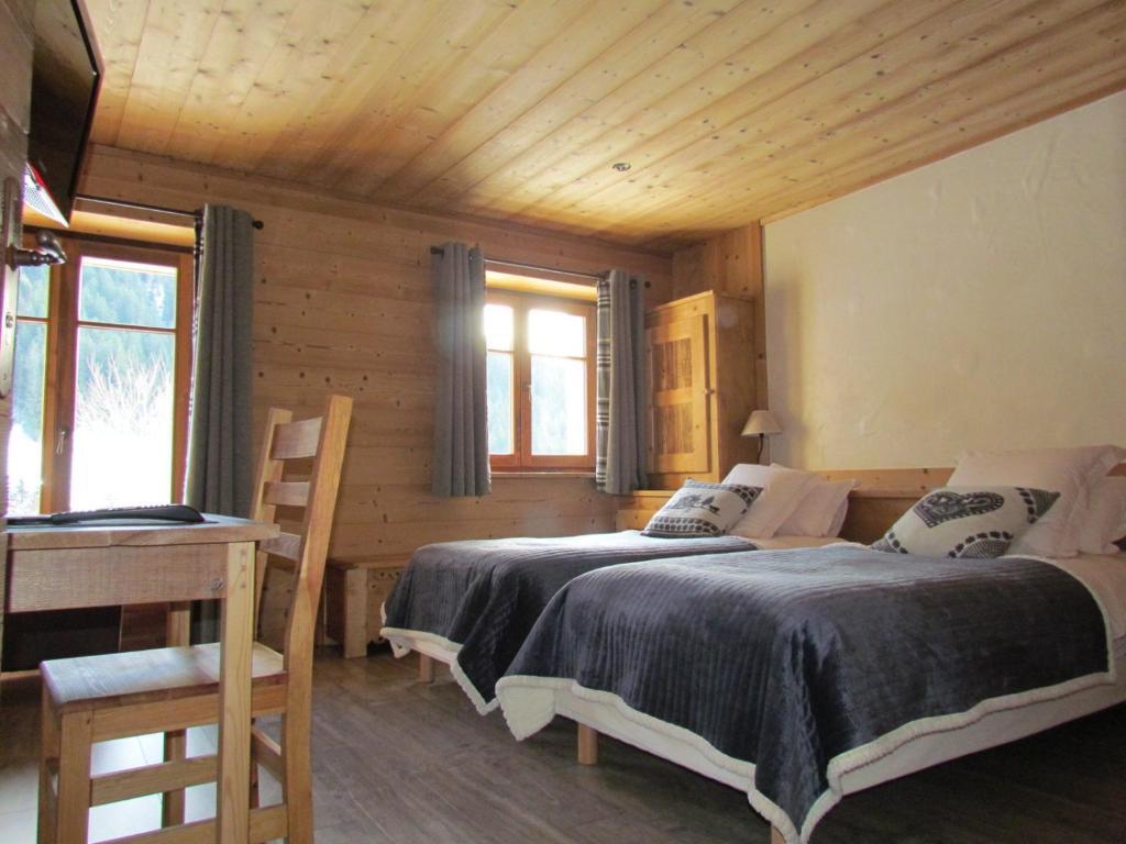 Chez La Fine Bed & Breakfast Les Gets Oda fotoğraf